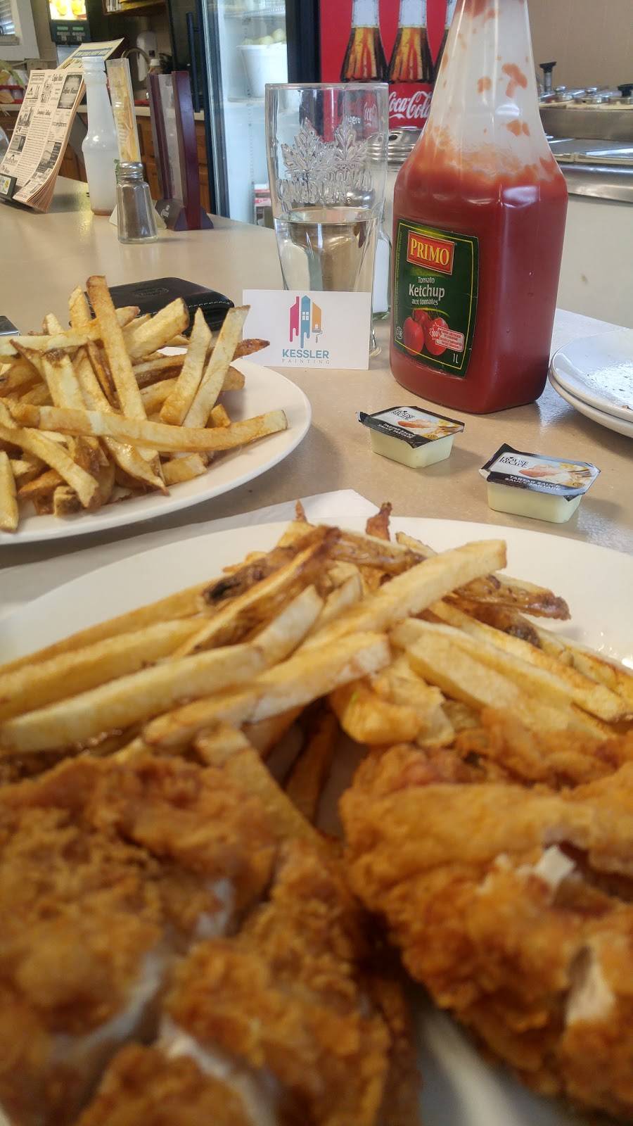 Ednas Restaurant | restaurant | 592 Notre Dame St, Belle River, ON N0R 1A0, Canada | 5197284462 OR +1 519-728-4462