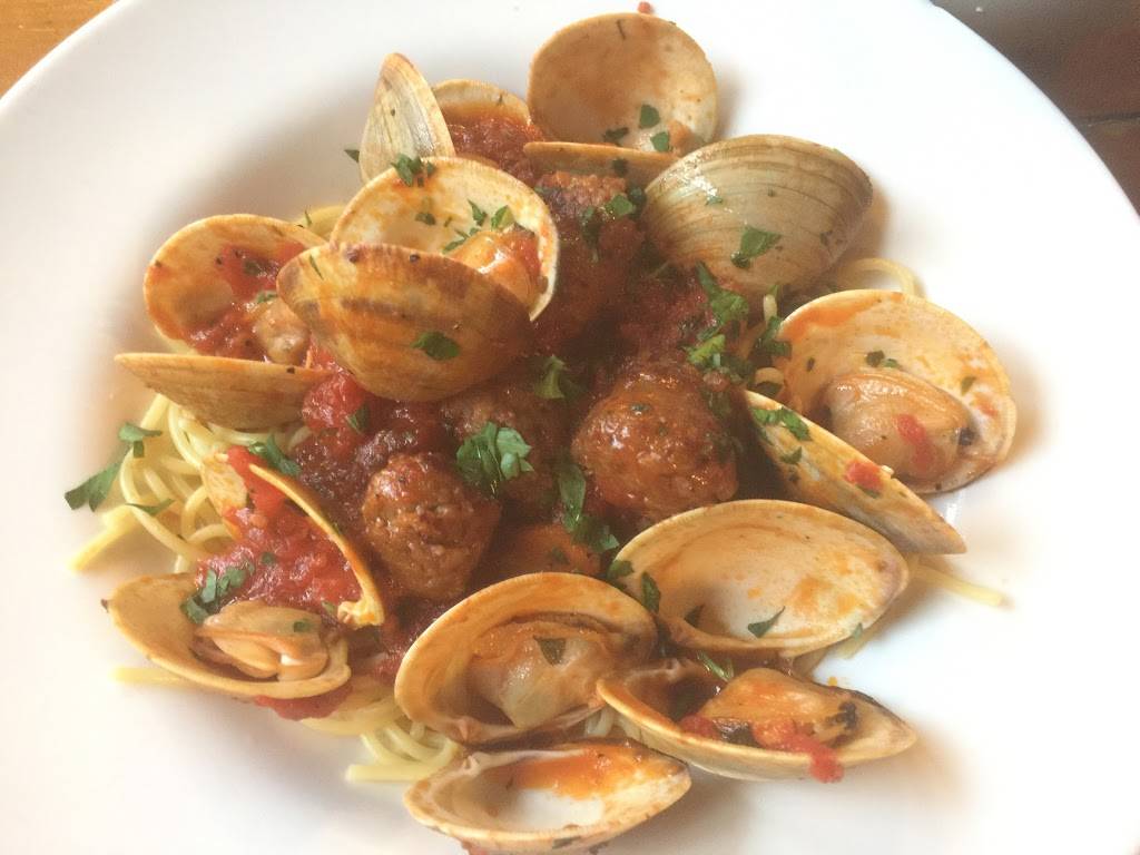 Terra Luna | restaurant | 104 Shore Rd, North Truro, MA 02652, USA | 5084871019 OR +1 508-487-1019