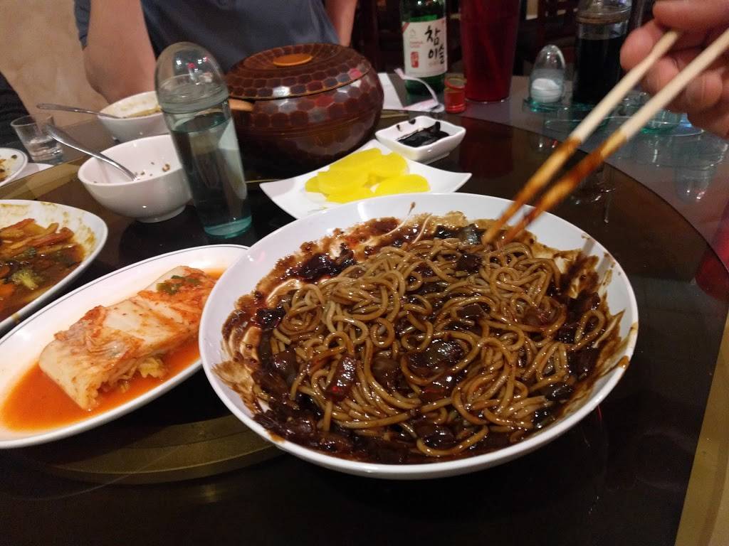 Mandarin Palace | restaurant | 1645 W Orangethorpe Ave, Fullerton, CA 92833, USA | 7146804707 OR +1 714-680-4707