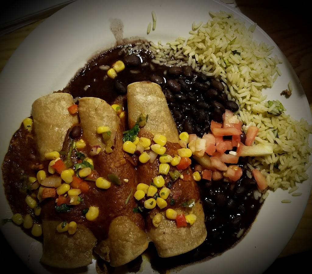 Chilis Grill & Bar | meal takeaway | 630 Tinsley Way, Rock Hill, SC 29730, USA | 8039808334 OR +1 803-980-8334