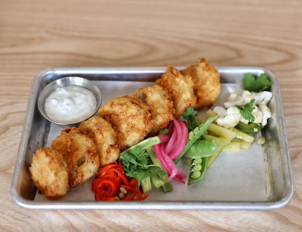 Austin Eastciders Barton Springs | restaurant | 1530 Barton Springs Rd, Austin, TX 78704, USA | 5128937000 OR +1 512-893-7000