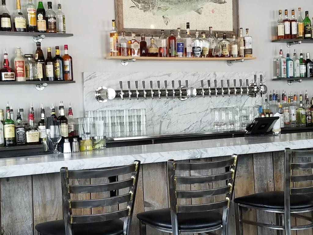 The Oysterman | restaurant | 3807, 30 Railroad Ave, Duxbury, MA 02332, USA | 7819342900 OR +1 781-934-2900