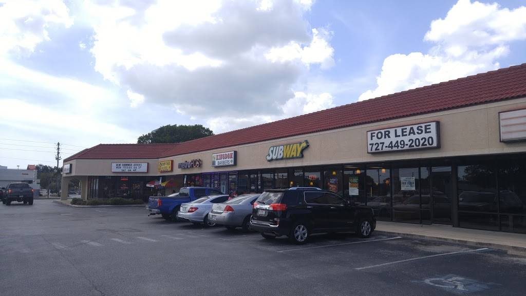 Subway Restaurants | restaurant | 7725 Ulmerton Rd, Largo, FL 33771, USA | 7275388866 OR +1 727-538-8866