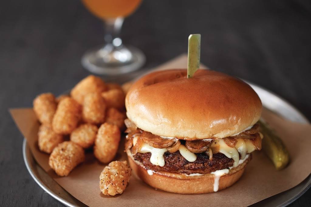 World of Beer | restaurant | 852 W Main St Ste 110, Charlottesville, VA 22903, USA | 4349701088 OR +1 434-970-1088