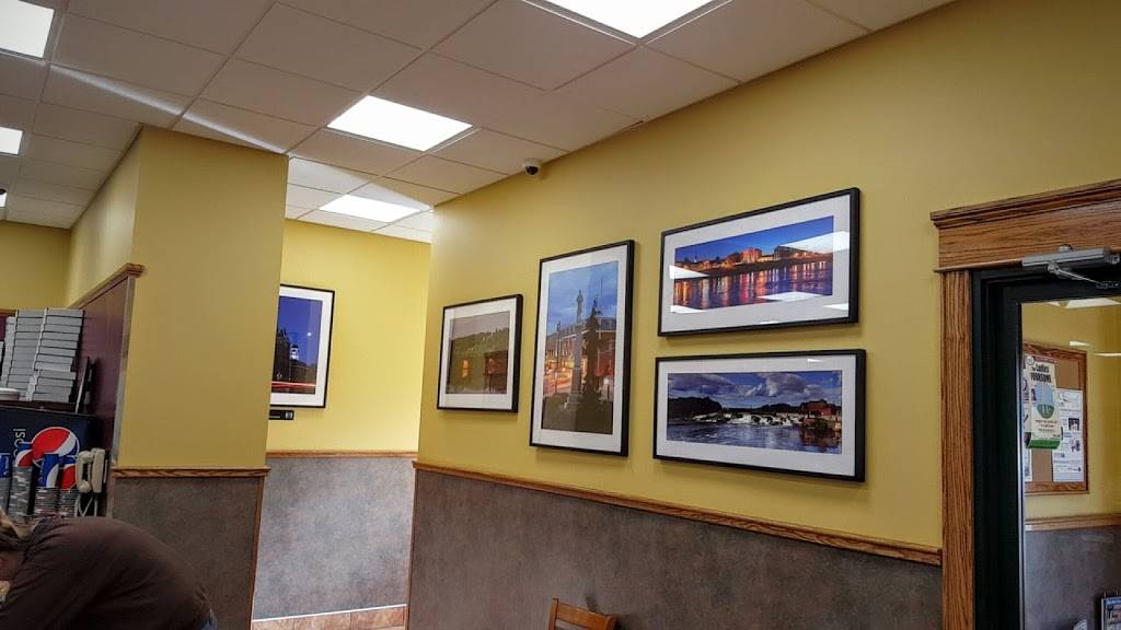 Sams Italian Foods | restaurant | 14 Millett Dr, Auburn, ME 04210, USA | 2077831111 OR +1 207-783-1111