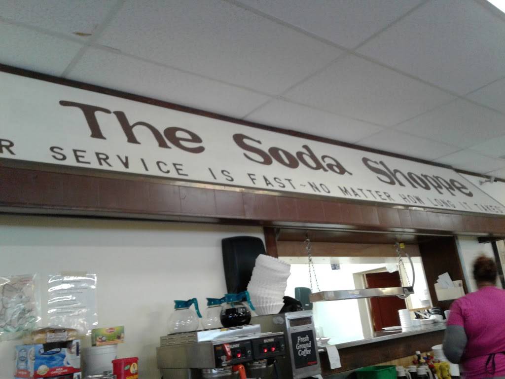 The Soda Shoppe | restaurant | 901 Central St, Franklin, NH 03235, USA | 6039340100 OR +1 603-934-0100