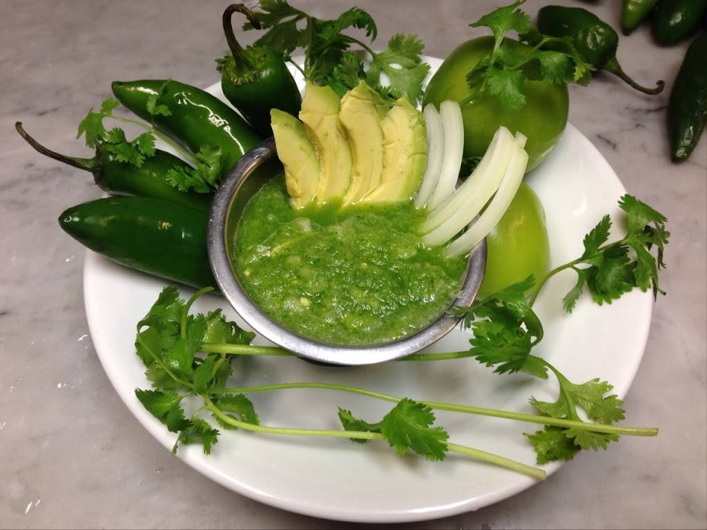 Compadres | restaurant | 92-21 Liberty Ave, Ozone Park, NY 11417, USA | 7183232660 OR +1 718-323-2660