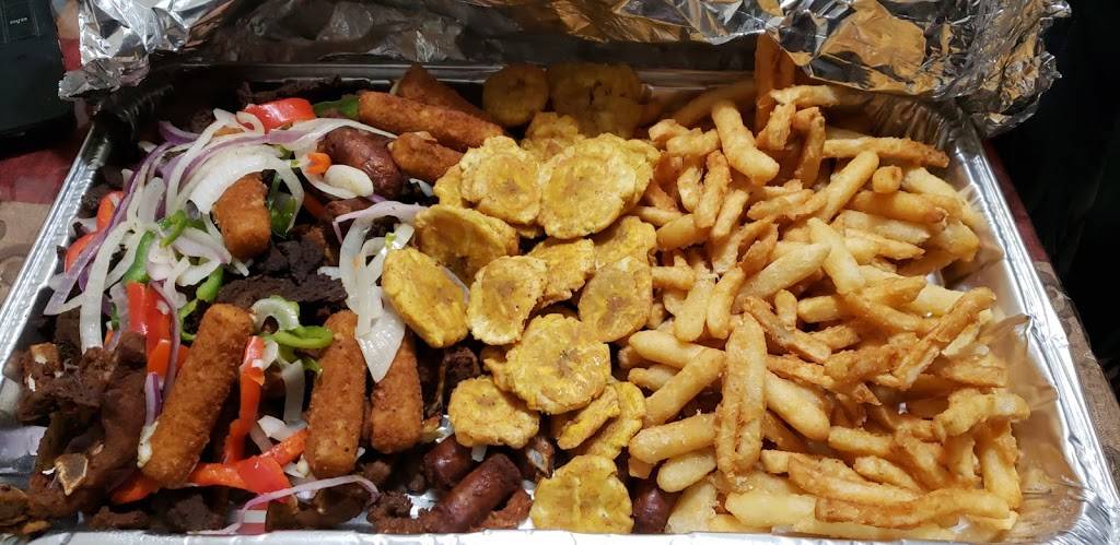 Rincon Macorisano | restaurant | 350 Washington St, Lynn, MA 01902, USA | 7815925823 OR +1 781-592-5823