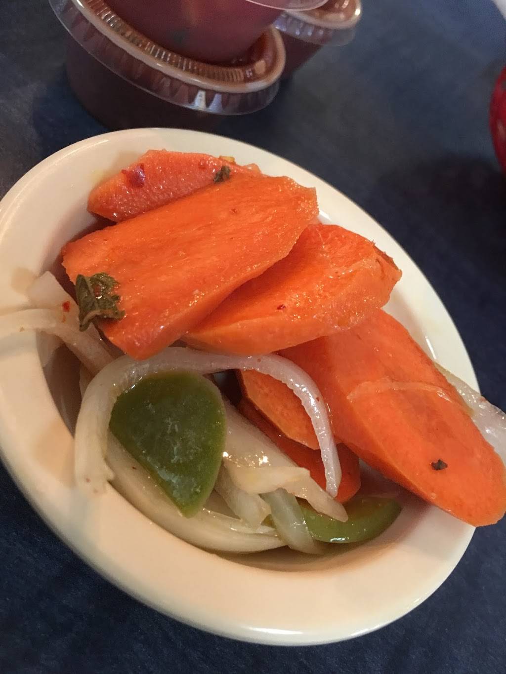 Tios Grille & Cantina | restaurant | 16943 Sierra Lakes Pkwy B, Fontana, CA 92336, USA | 9093557770 OR +1 909-355-7770