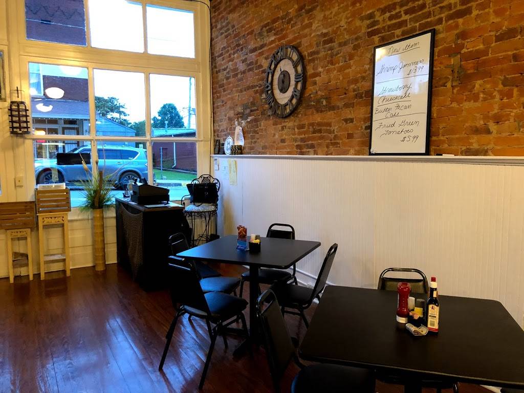 Reel Em In Fish House | restaurant | 9 Sunset Rd, Hanson, KY 42413, USA | 2702452738 OR +1 270-245-2738