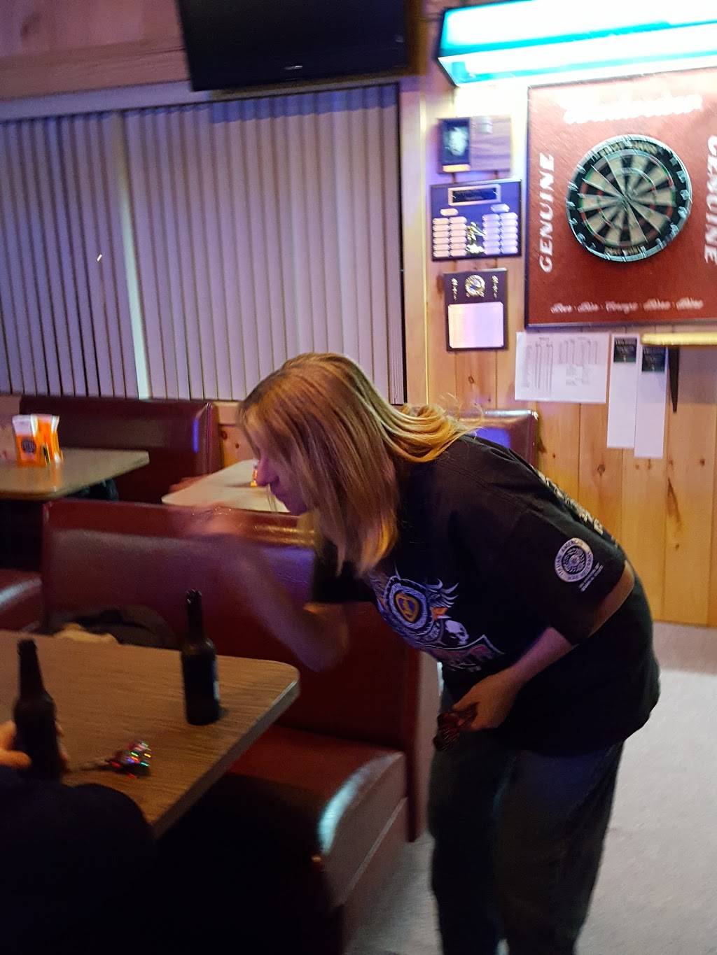 J D & Myers Best Friends | restaurant | 24 Lexington Ave, Gloucester, MA 01930, USA | 9785252225 OR +1 978-525-2225