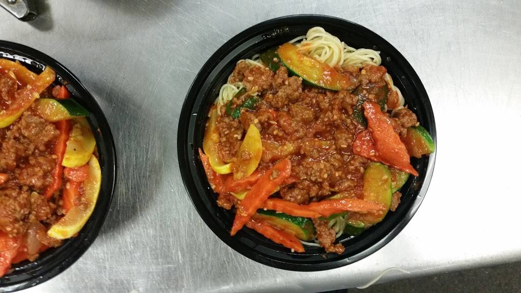 Chick n Chow | restaurant | 9301 Pico Blvd, Los Angeles, CA 90035, USA | 3102745595 OR +1 310-274-5595