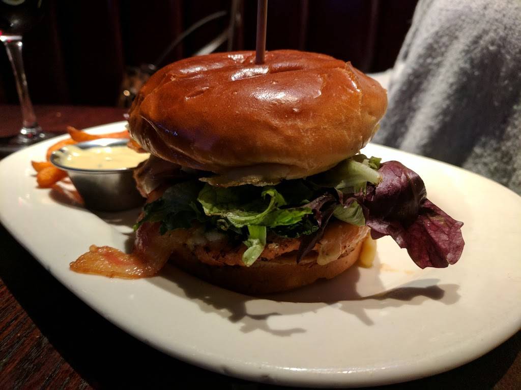 Houlihans | restaurant | 491 NJ-70, Brick, NJ 08723, USA | 7322625100 OR +1 732-262-5100