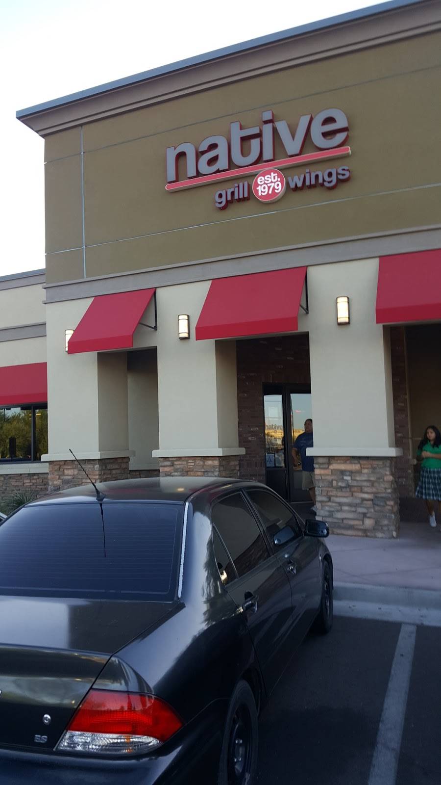 Native Grill & Wings | restaurant | 15375 W McDowell Rd, Goodyear, AZ 85395, USA | 6235367121 OR +1 623-536-7121
