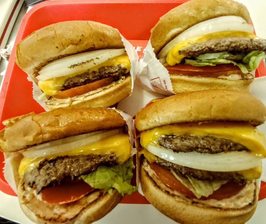 In-N-Out Burger | restaurant | 24001 Avenida De La Carlota, Laguna Hills, CA 92653, USA | 8007861000 OR +1 800-786-1000