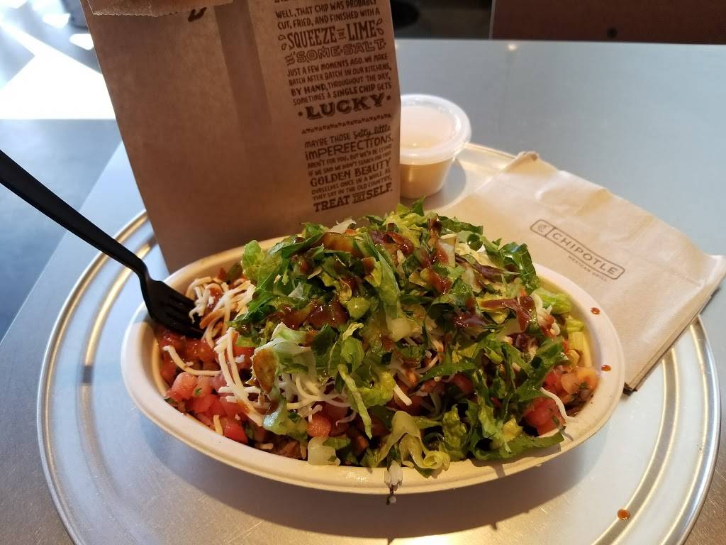 Chipotle Mexican Grill | restaurant | 10303 Bristow Center Dr, Bristow, VA 20136, USA | 7032574076 OR +1 703-257-4076