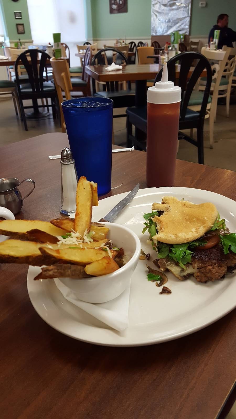 The Hash Retro Diner | restaurant | 1149 E 2nd St, Edmond, OK 73034, USA | 4054716747 OR +1 405-471-6747