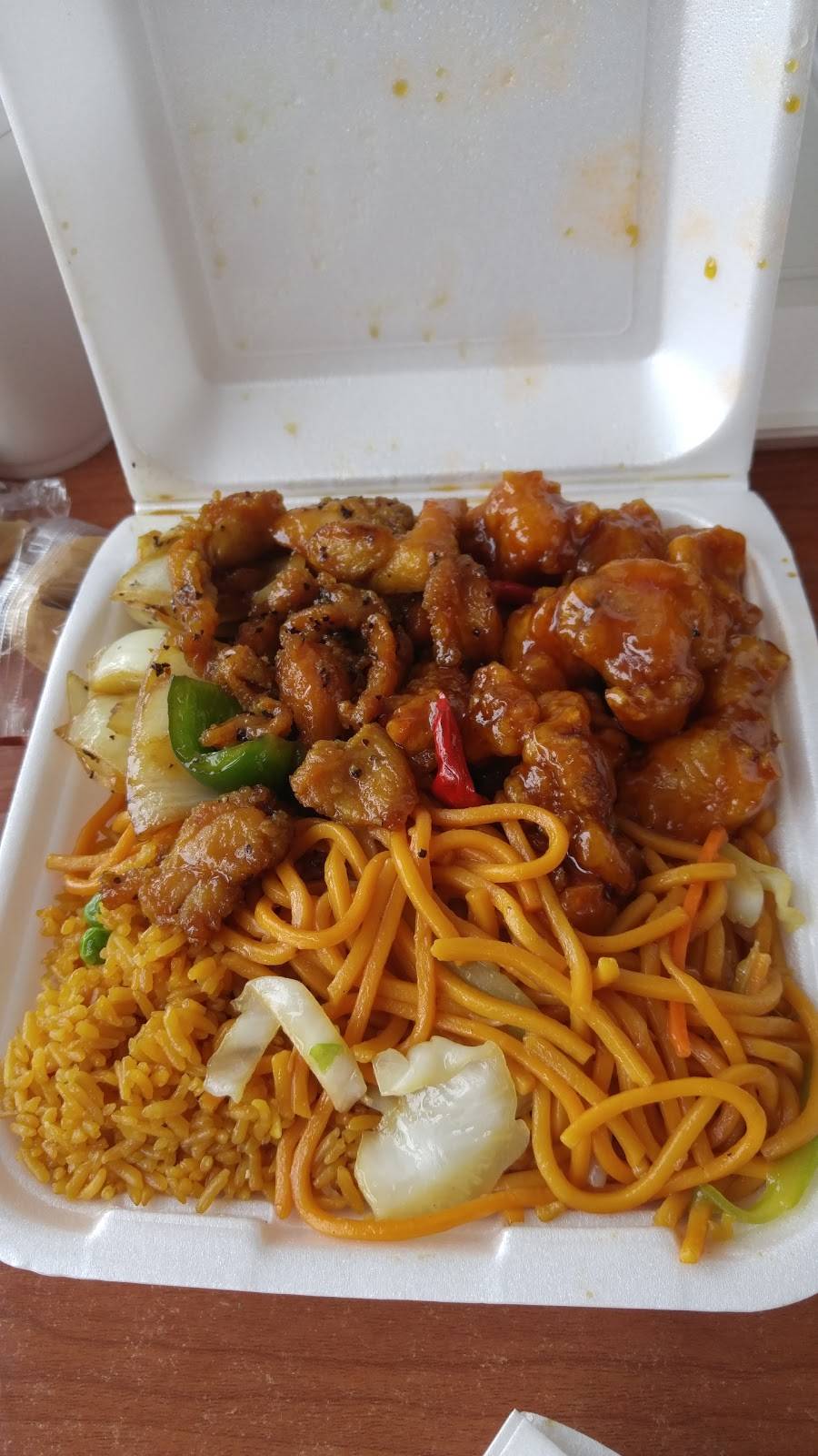 Lucky Express | restaurant | 1200 E Carson St, Long Beach, CA 90807, USA | 5625955969 OR +1 562-595-5969