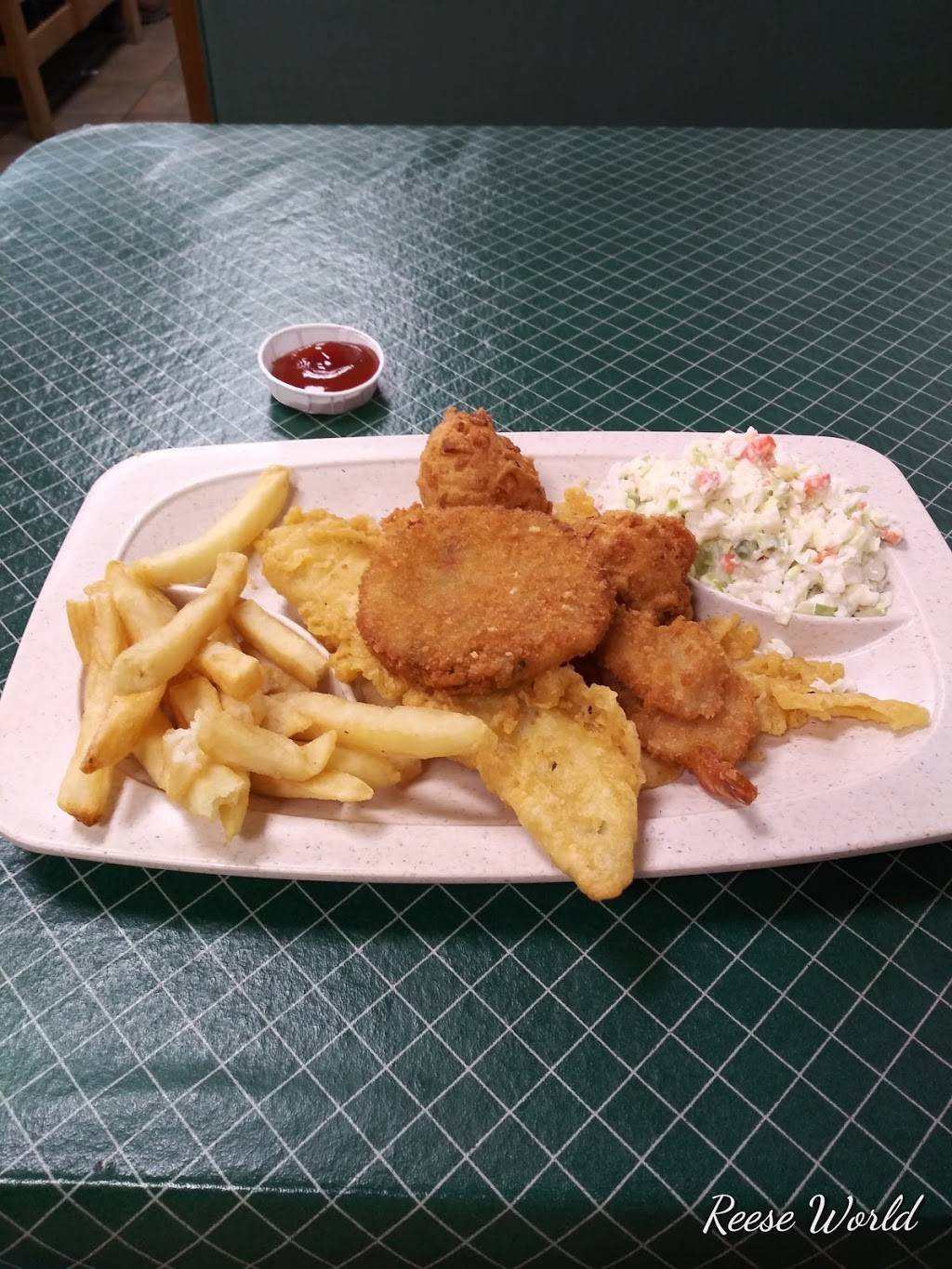 Captain Ds | restaurant | 216 S Pike W, Sumter, SC 29150, USA | 8037757434 OR +1 803-775-7434