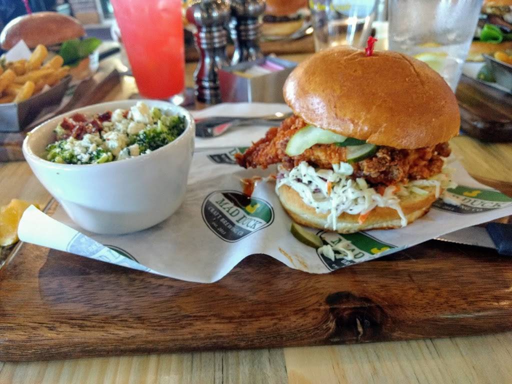 Mad Duck Craft Brewing Northwest | restaurant | 7050 N Marks Ave, Fresno, CA 93711, USA | 5598403825 OR +1 559-840-3825