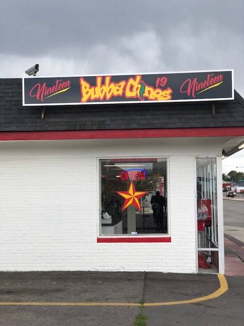 Bubba Chinos 19 | restaurant | 160 Federal Blvd, Denver, CO 80219, USA | 7205368717 OR +1 720-536-8717