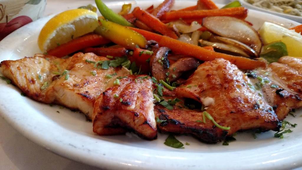 Rezas Restaurant | restaurant | 5255 N Clark St, Chicago, IL 60640, USA | 7735611898 OR +1 773-561-1898