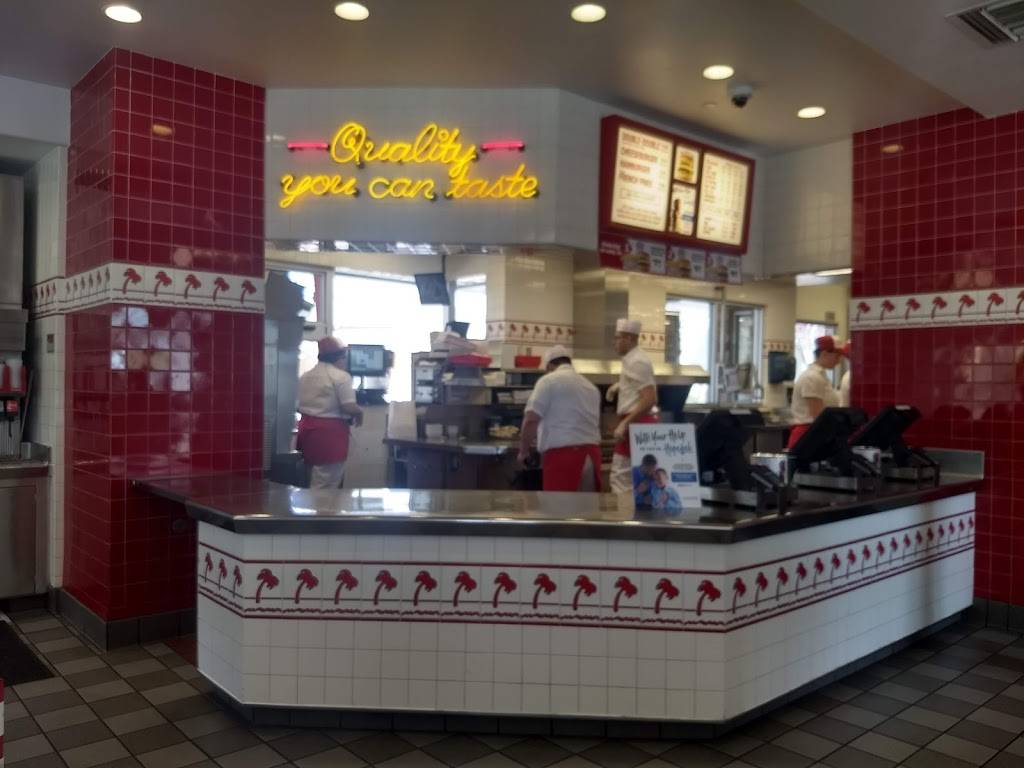 In-N-Out Burger | restaurant | 21001 N Tatum Blvd, Phoenix, AZ 85050, USA | 8007861000 OR +1 800-786-1000