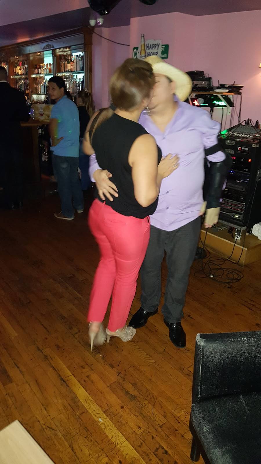 La Molienda Restaurant | restaurant | 1357, 3568, 14th St NW, Washington, DC 20010, USA | 2022910855 OR +1 202-291-0855