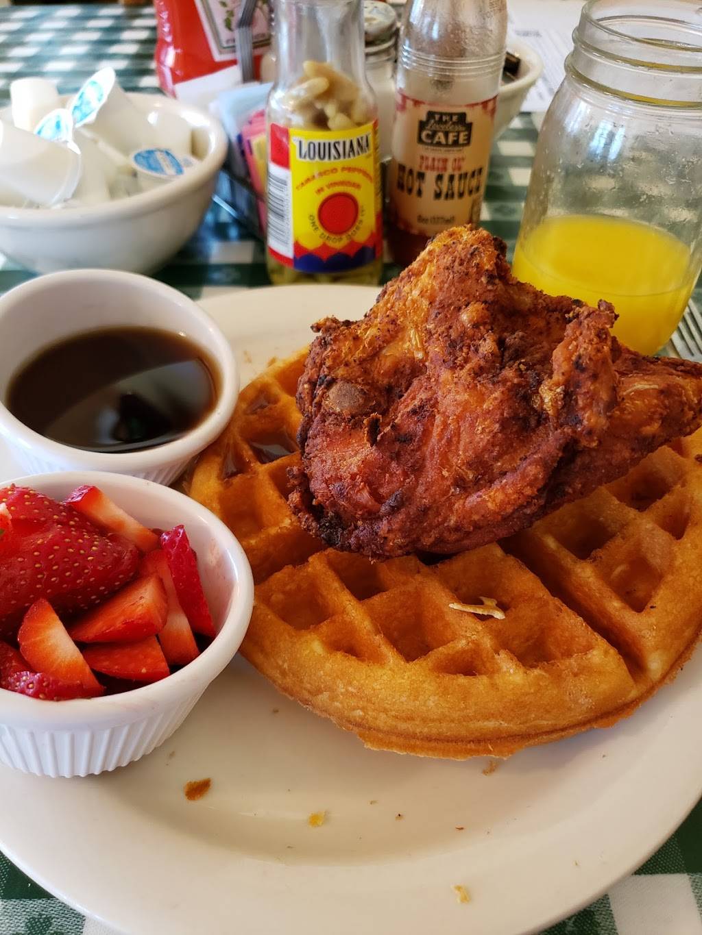 The Loveless Cafe | cafe | 8400 TN-100, Nashville, TN 37221, USA | 6156469700 OR +1 615-646-9700