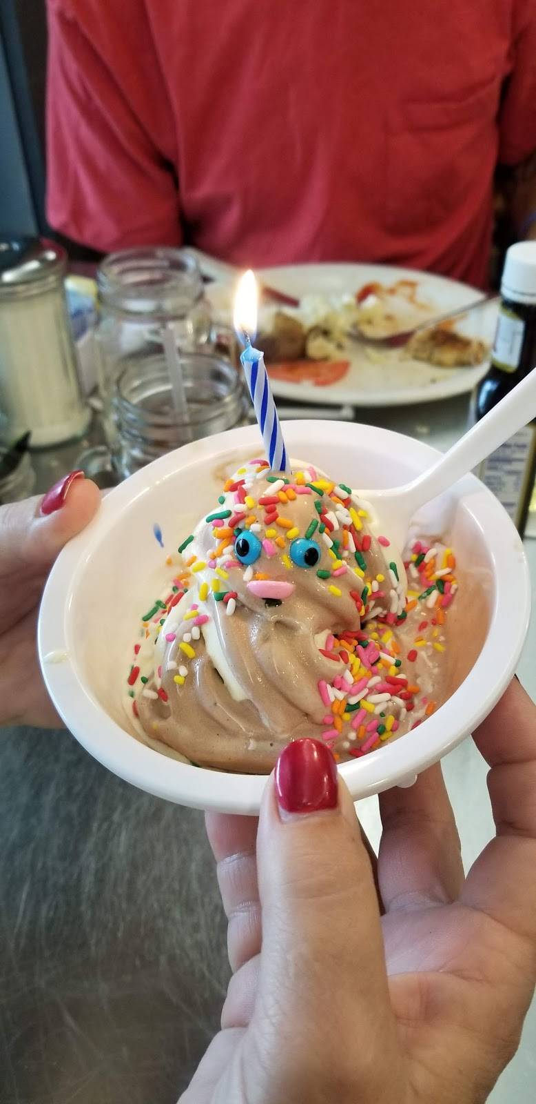 Farmers Inn Restaurant | restaurant | 759 Shaffer Rd, Sigel, PA 15860, USA | 8147522942 OR +1 814-752-2942