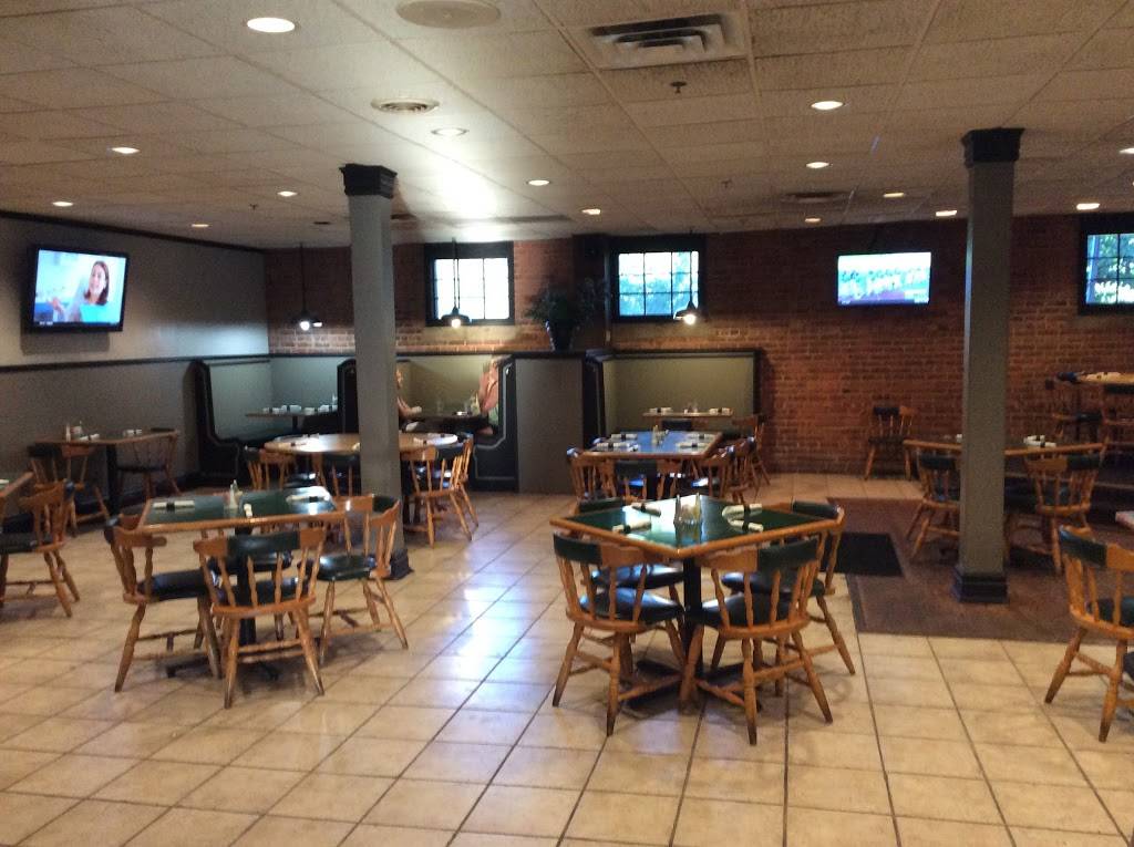 Finns Tap Room and Party House | restaurant | 14 Railroad St, Victor, NY 14564, USA | 5859244660 OR +1 585-924-4660