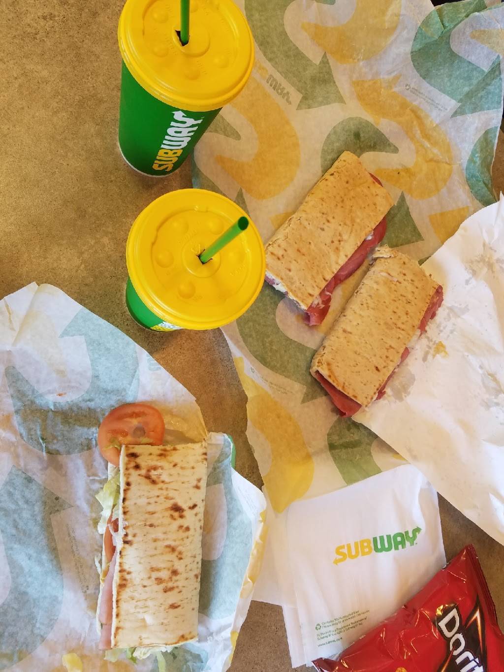 Subway Restaurants | restaurant | 560 US-79, Hutto, TX 78634, USA | 5128462430 OR +1 512-846-2430
