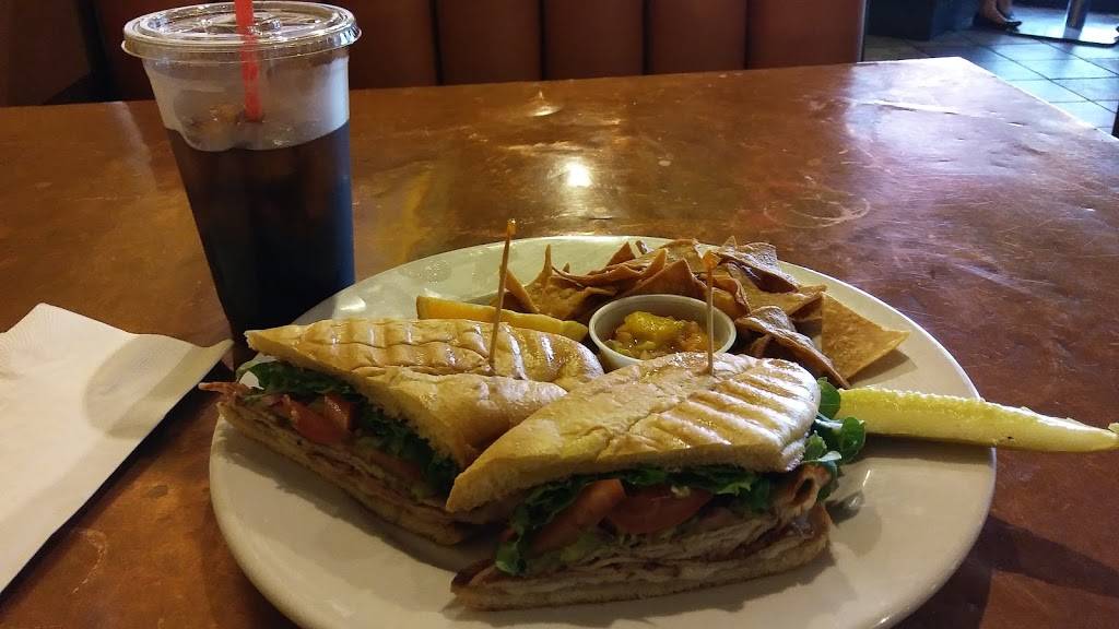 Elms Shopping Center | restaurant | 11826 Wurzbach Rd, San Antonio, TX 78230, USA | 2104921359 OR +1 210-492-1359