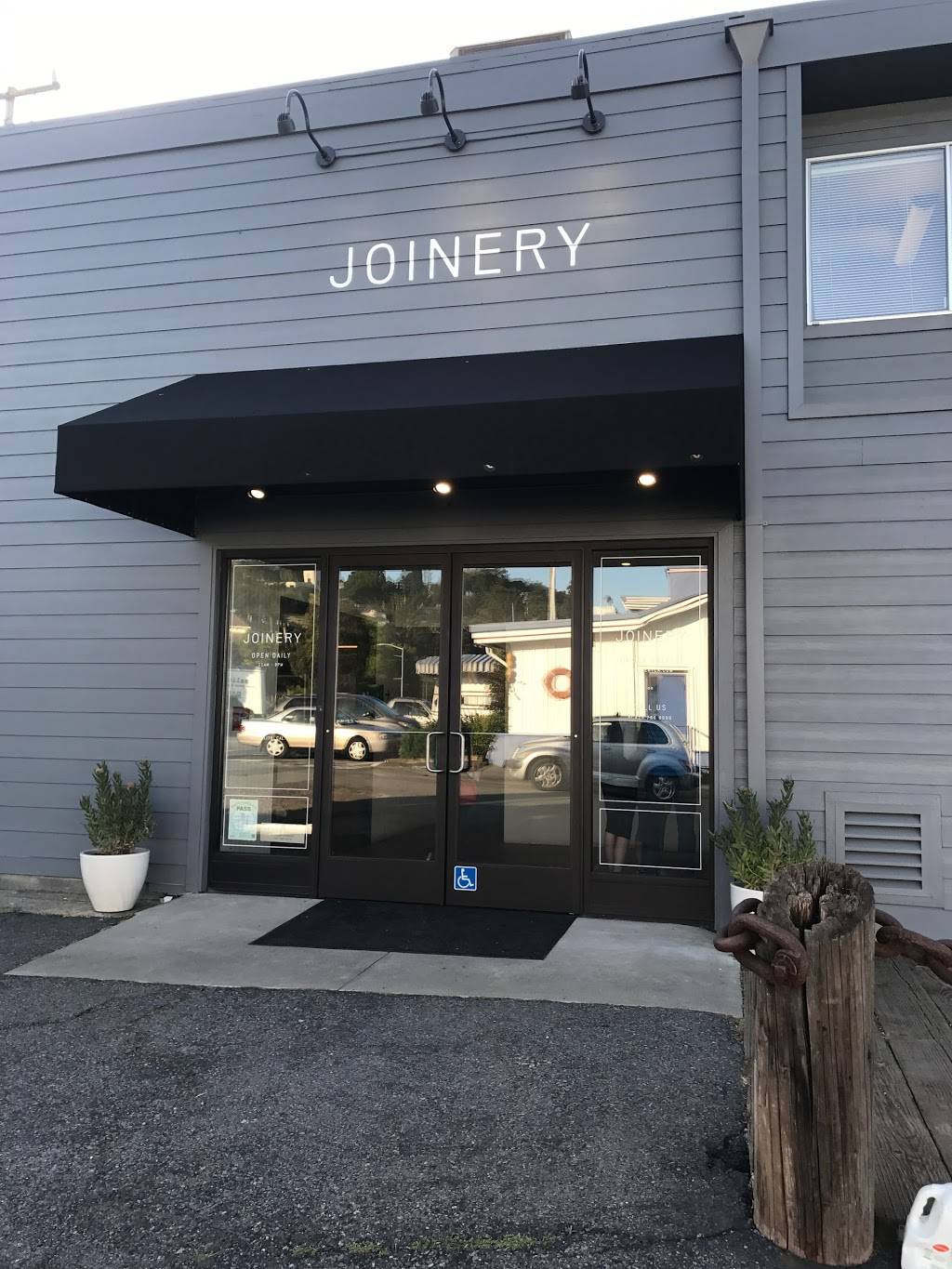 Joinery, Beerhall | restaurant | 300 Turney St, Sausalito, CA 94965, USA | 4157668999 OR +1 415-766-8999