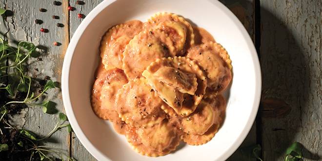 Topla! | restaurant | 7599 Boulevard Guillaume-Couture, Lévis, QC G6V 6Z1, Canada | 4187812532 OR +1 418-781-2532