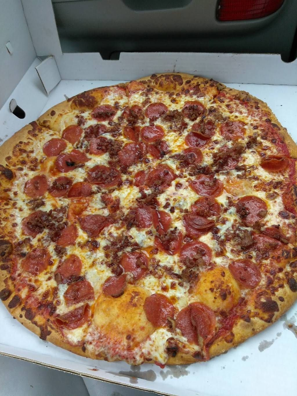 Royal Barbecue Pizza | restaurant | 5844 Mt Elliott St, Detroit, MI 48211, USA | 3139232222 OR +1 313-923-2222