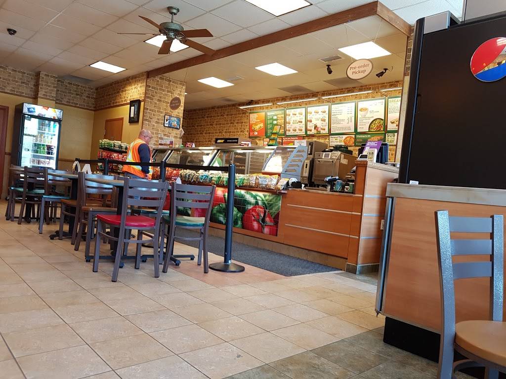 Subway | restaurant | 3200 Deziel Dr Ste 218, Windsor, ON N8W 5K8, Canada | 5199442361 OR +1 519-944-2361