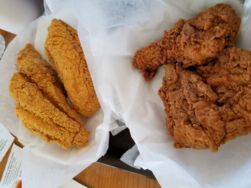 Louisiana Fried Chicken | restaurant | 2850 National Ave Suite 109, San Diego, CA 92113, USA | 6192330670 OR +1 619-233-0670