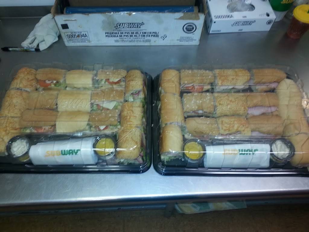 Subway | restaurant | 1440 E Dixie Dr, Asheboro, NC 27203, USA | 3366265733 OR +1 336-626-5733