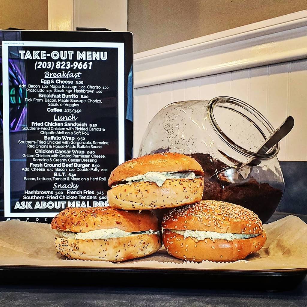 Funcles Café | restaurant | 3584 Whitney Ave, Hamden, CT 06518, USA | 2038239661 OR +1 203-823-9661
