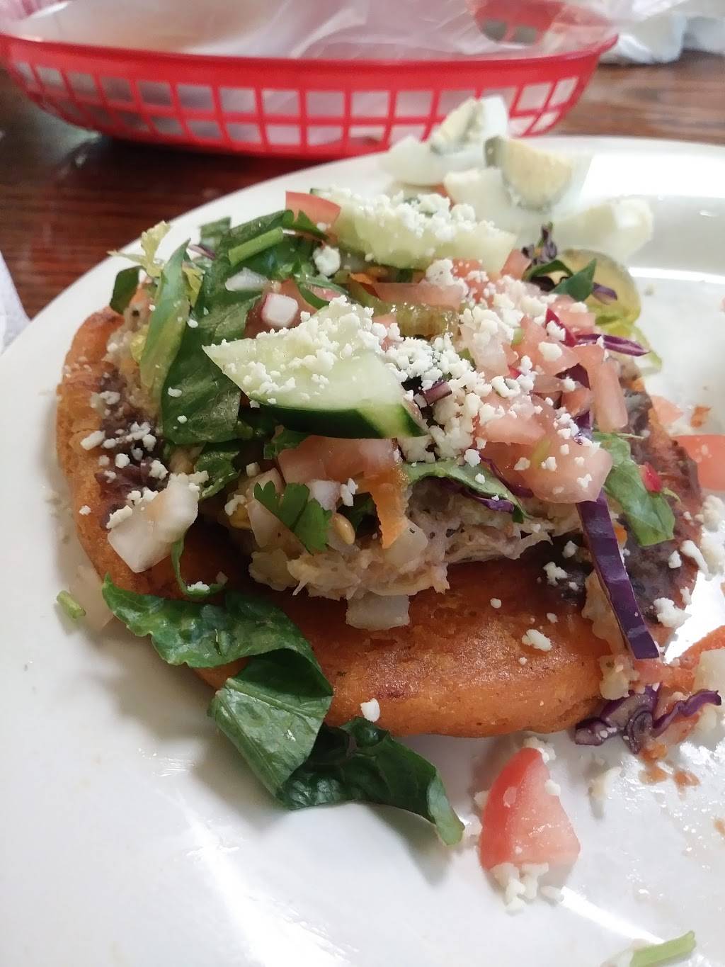 Pupuseria Y Taqueria La Vina | restaurant | 3301 N Story Rd, Irving, TX 75062, USA | 9722550149 OR +1 972-255-0149