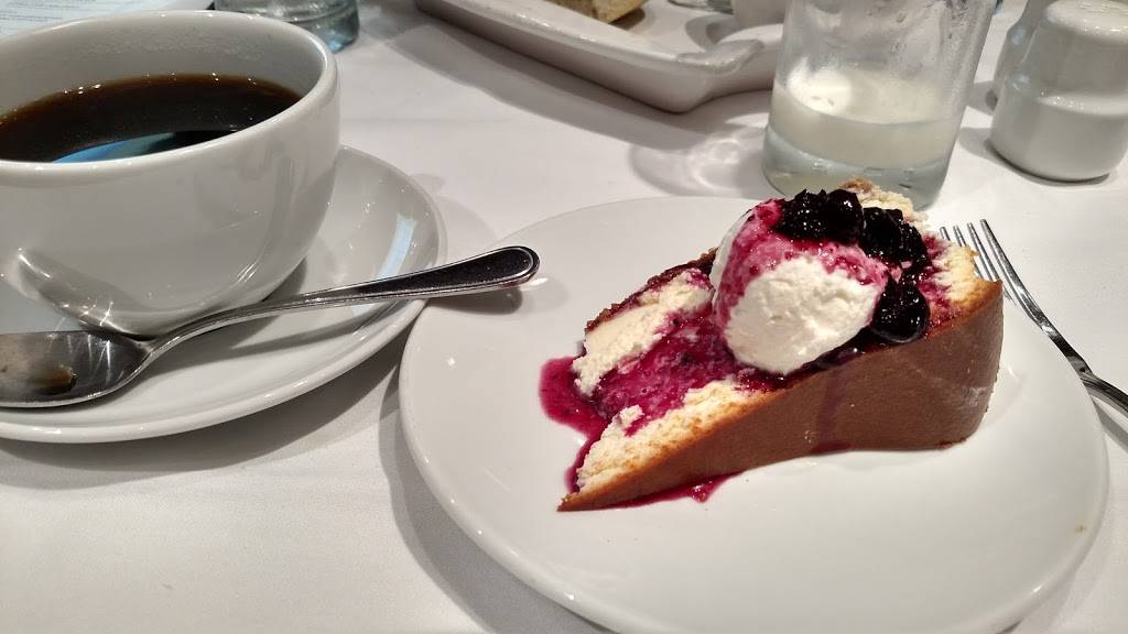 Flemings Prime Steakhouse & Wine Bar | restaurant | 2525 West End Ave, Nashville, TN 37203, USA | 6153420131 OR +1 615-342-0131