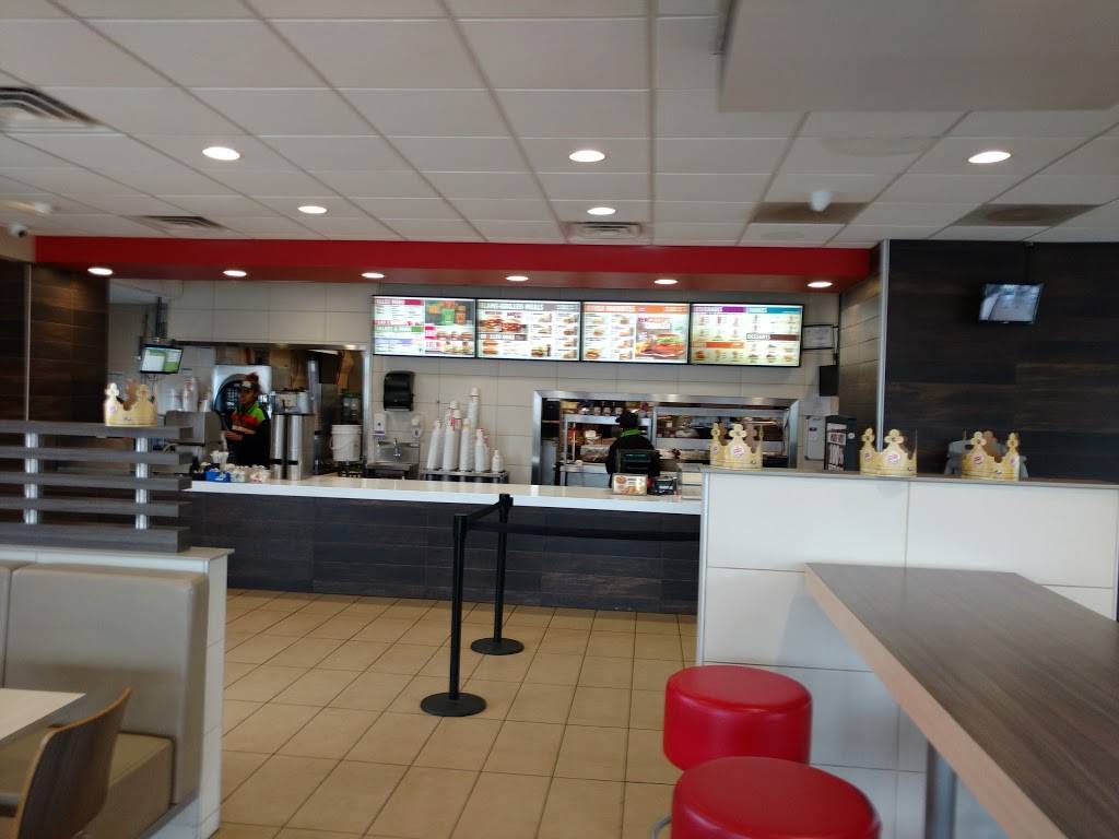 Burger King | restaurant | 2802 Concord Pike, Wilmington, DE 19803, USA | 3024166843 OR +1 302-416-6843