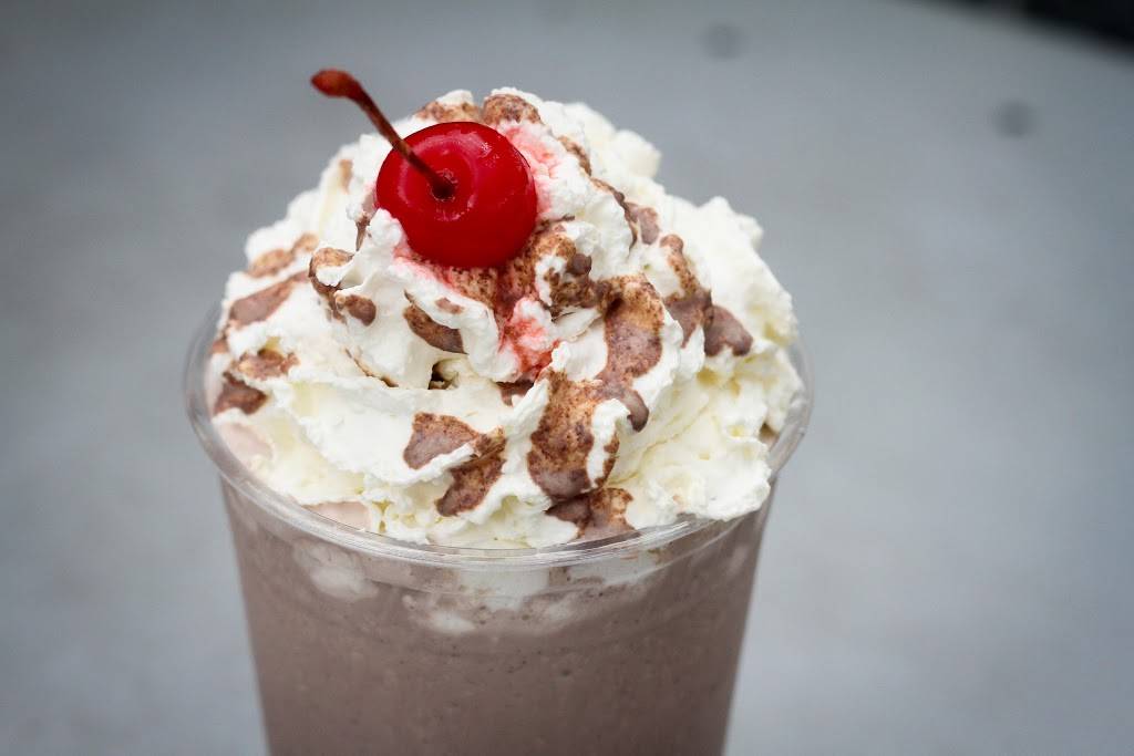 Burger Burger | restaurant | 209 E Main St, Fredericksburg, TX 78624, USA | 8309975226 OR +1 830-997-5226