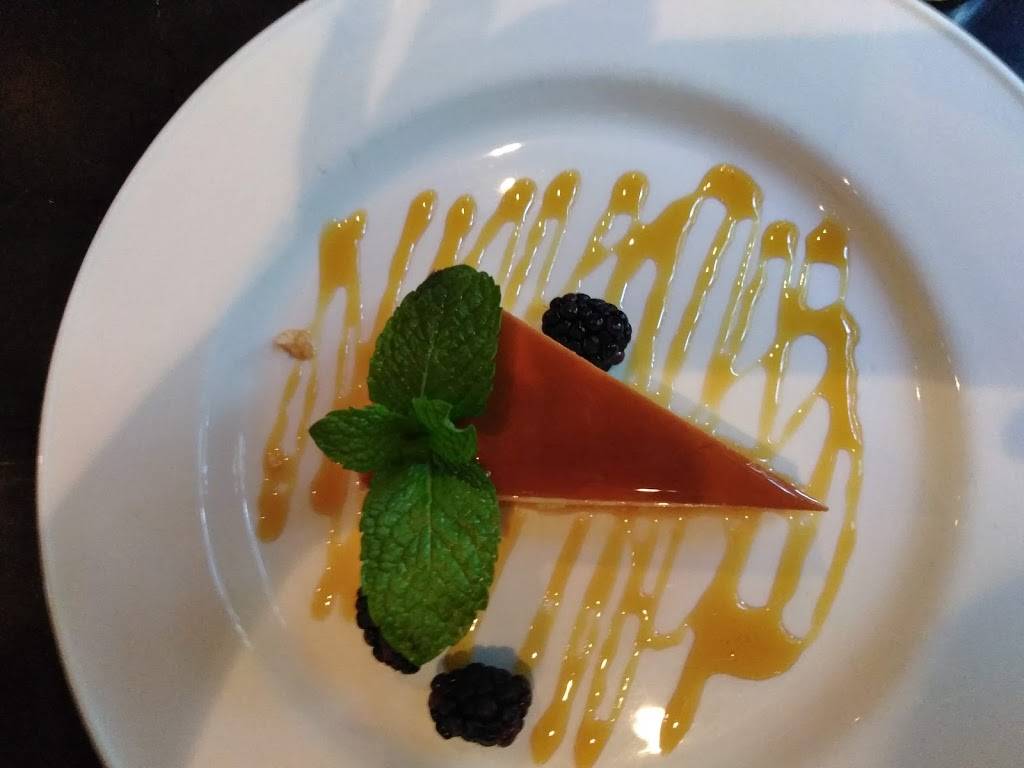 Manuels | restaurant | 10201 Jollyville Rd, Austin, TX 78759, USA | 5123451042 OR +1 512-345-1042