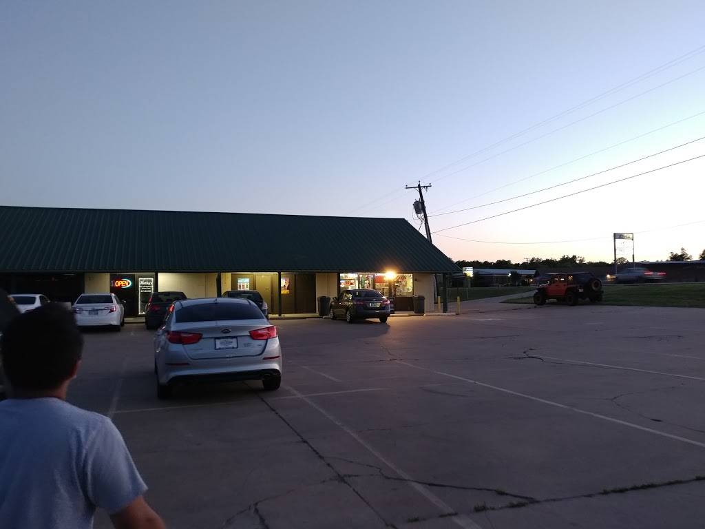 B & B Beer and Wine | meal takeaway | 3425 SW Wilshire Blvd A, Joshua, TX 76058, USA | 8174842660 OR +1 817-484-2660