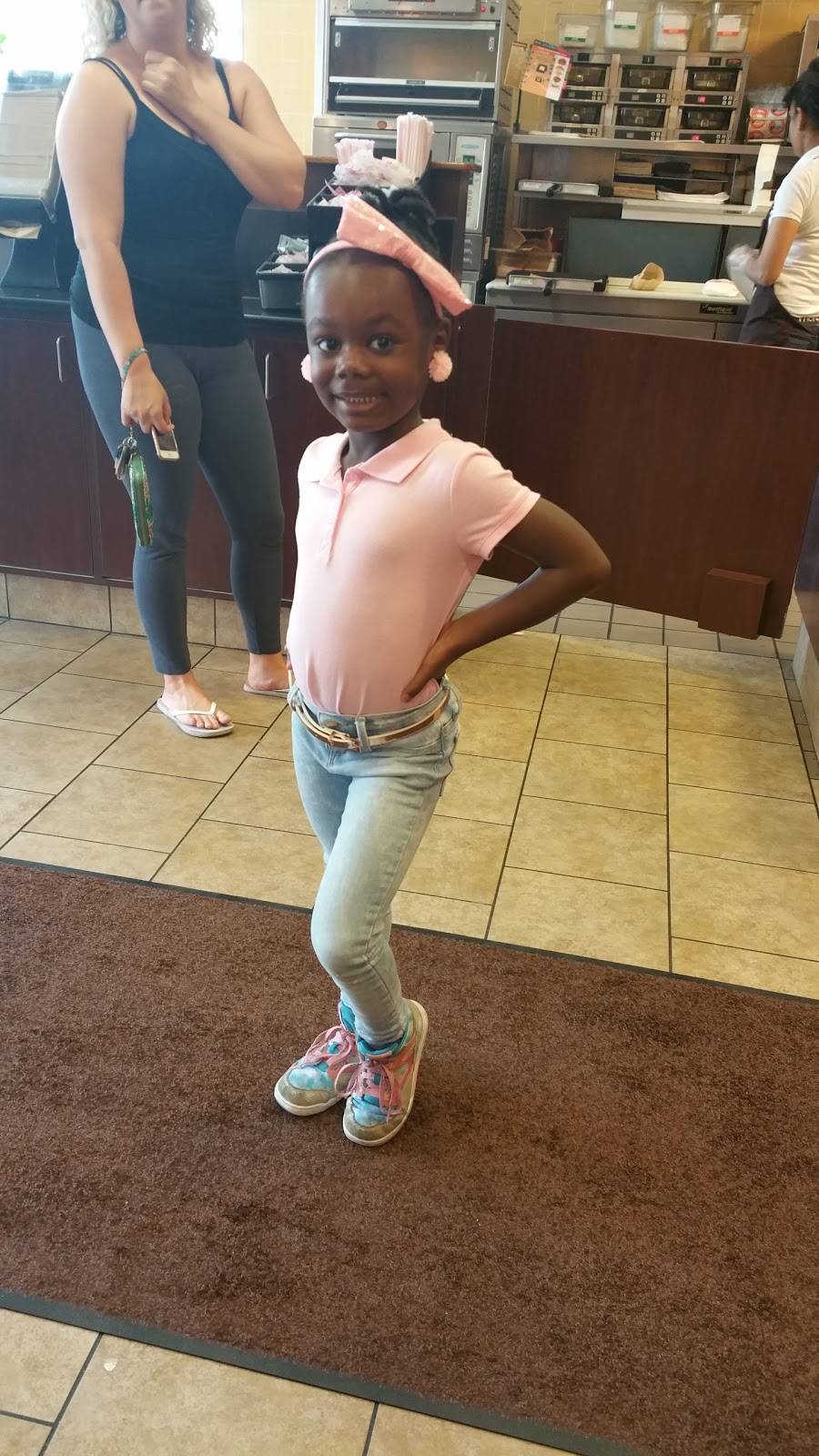 Dunkin Donuts | cafe | 1090 Morris Park Ave, Bronx, NY 10462, USA | 7189750433 OR +1 718-975-0433