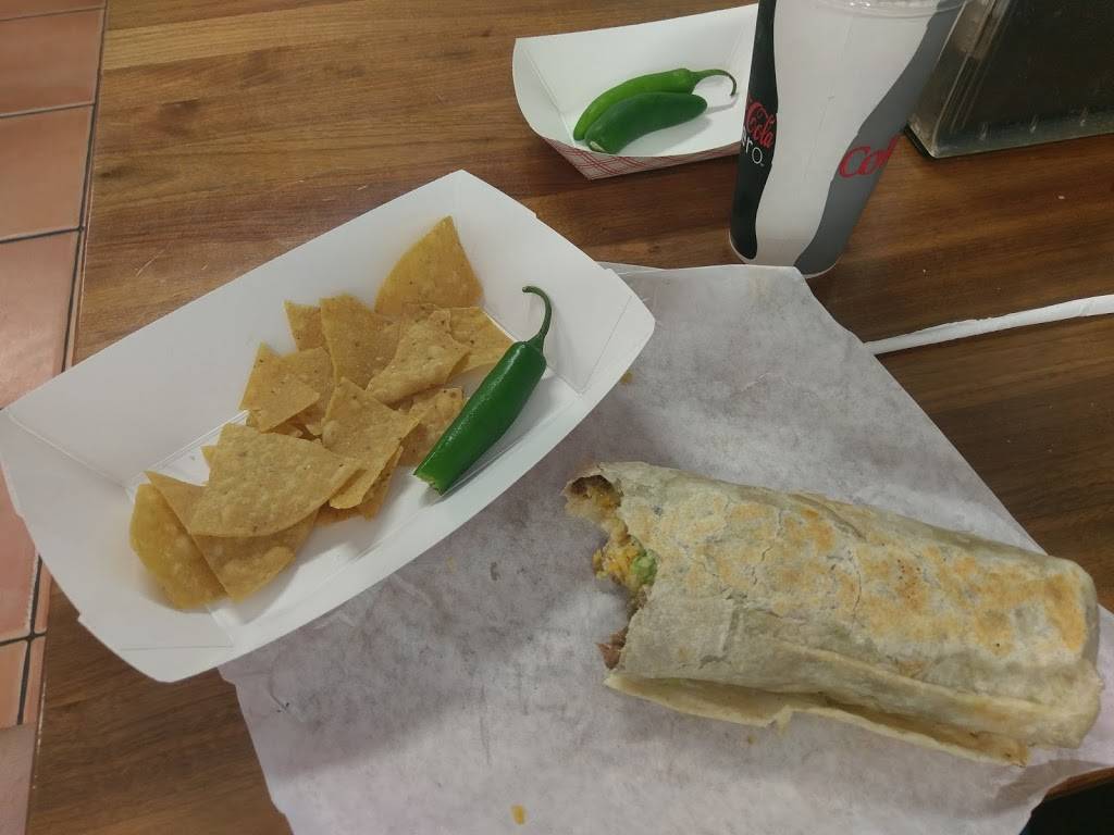 El Nopalito | restaurant | 582 Santa Fe Dr, Encinitas, CA 92024, USA | 7604369206 OR +1 760-436-9206