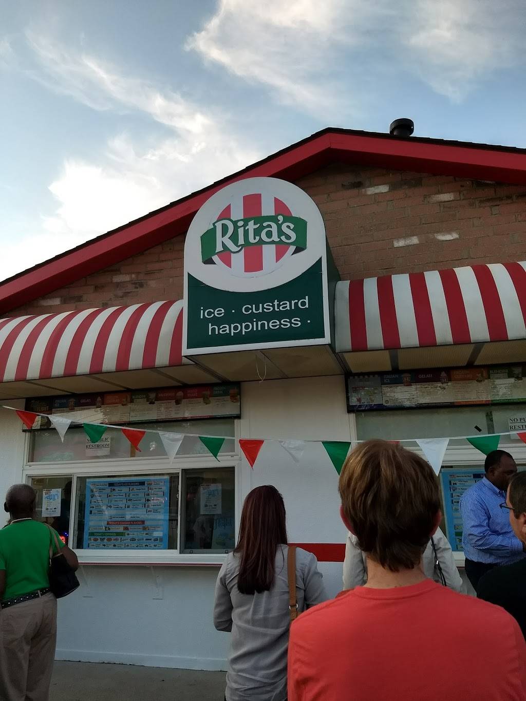 Ritas Italian Ice & Frozen Custard | restaurant | 200 Granville St, Gahanna, OH 43230, USA | 6144762568 OR +1 614-476-2568