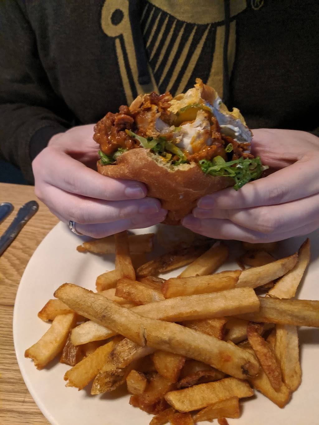 the LUNAR inn | restaurant | 3124 Richmond St, Philadelphia, PA 19134, USA | 2676396842 OR +1 267-639-6842